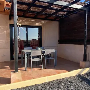 casita-mae-chill-and-enjoy-in-majanicho.in-canary-islands.com/